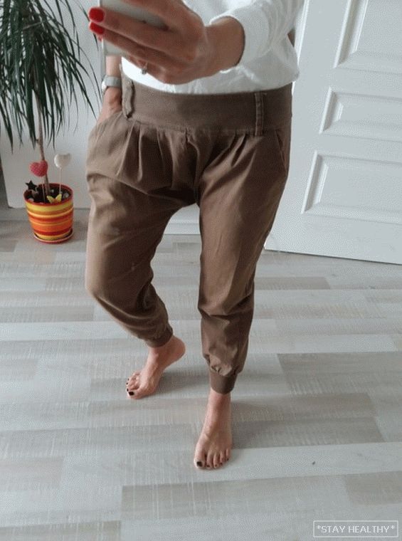 Штаны chinos: гісторыя і асаблівасці нашэння. Ці можна насіць chinos з з абуткам на высокім абцасе?