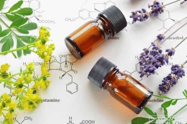 какие эфирные масла полезны для кожи век, фото