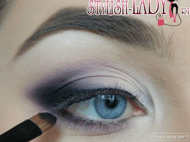 макияж глаз с фиолетовыми тенями, фото